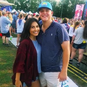 Meet your Posher, Lexie